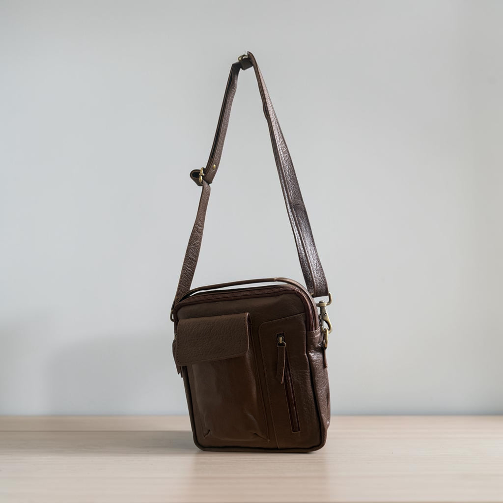 Classic Crossbody-Tasche – Leader Dunkelbraun